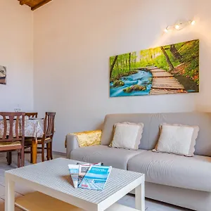  Appartamento Casa Mya - Comodo Vicino Al Porto